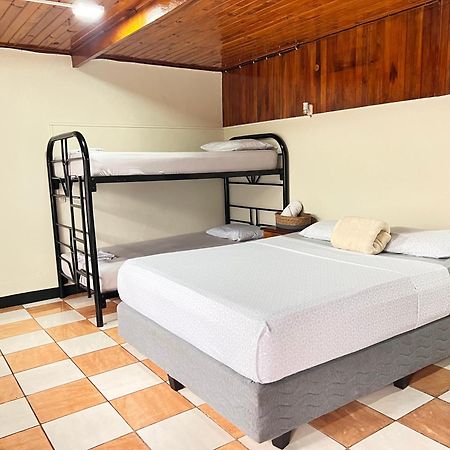 Rio Danta Hostel La Fortuna 외부 사진