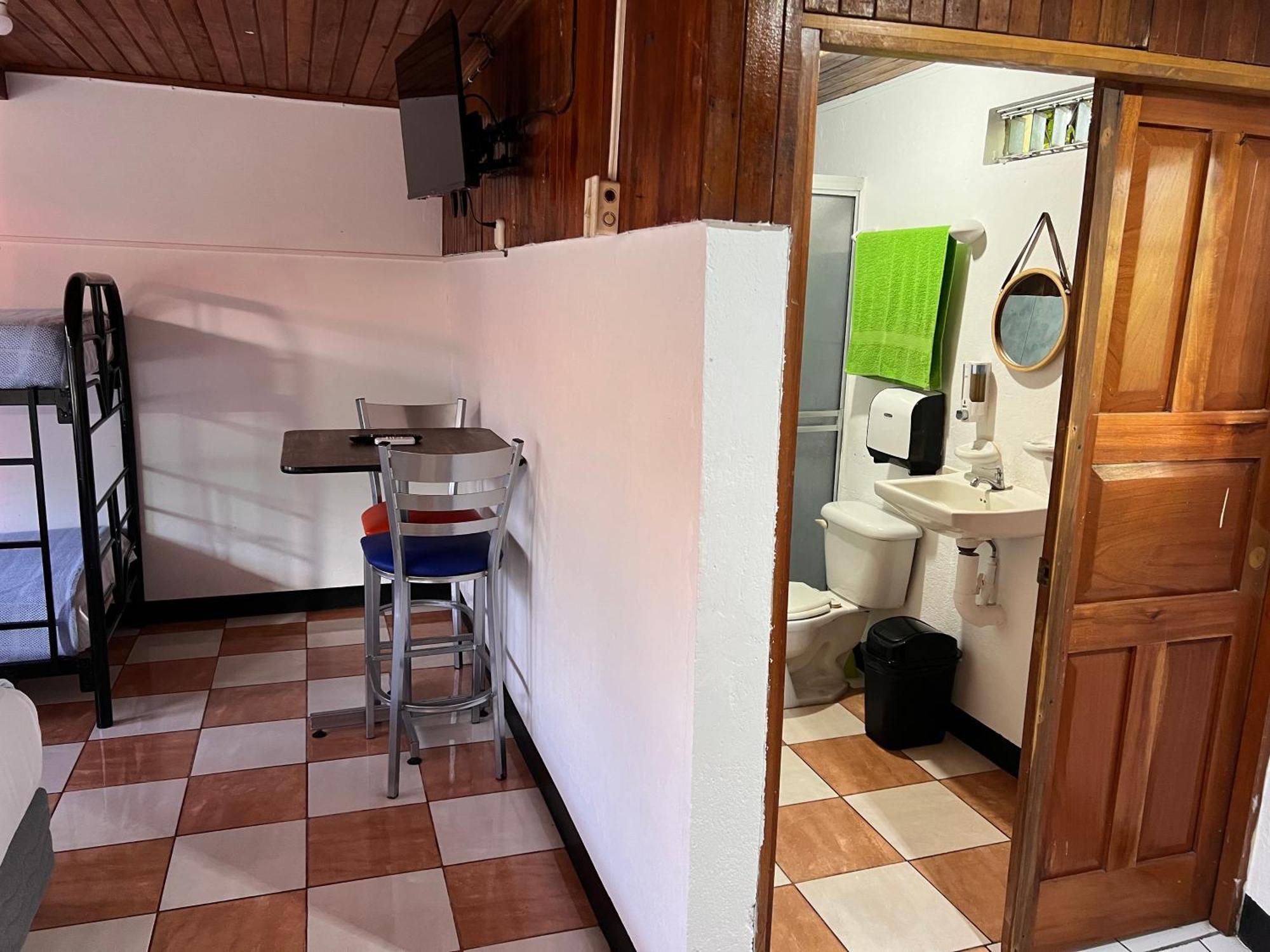 Rio Danta Hostel La Fortuna 외부 사진