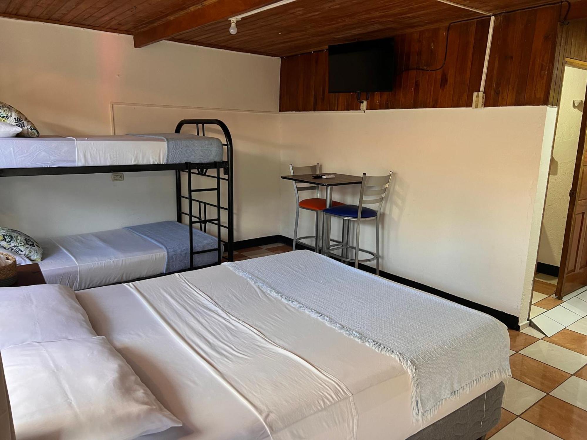 Rio Danta Hostel La Fortuna 외부 사진