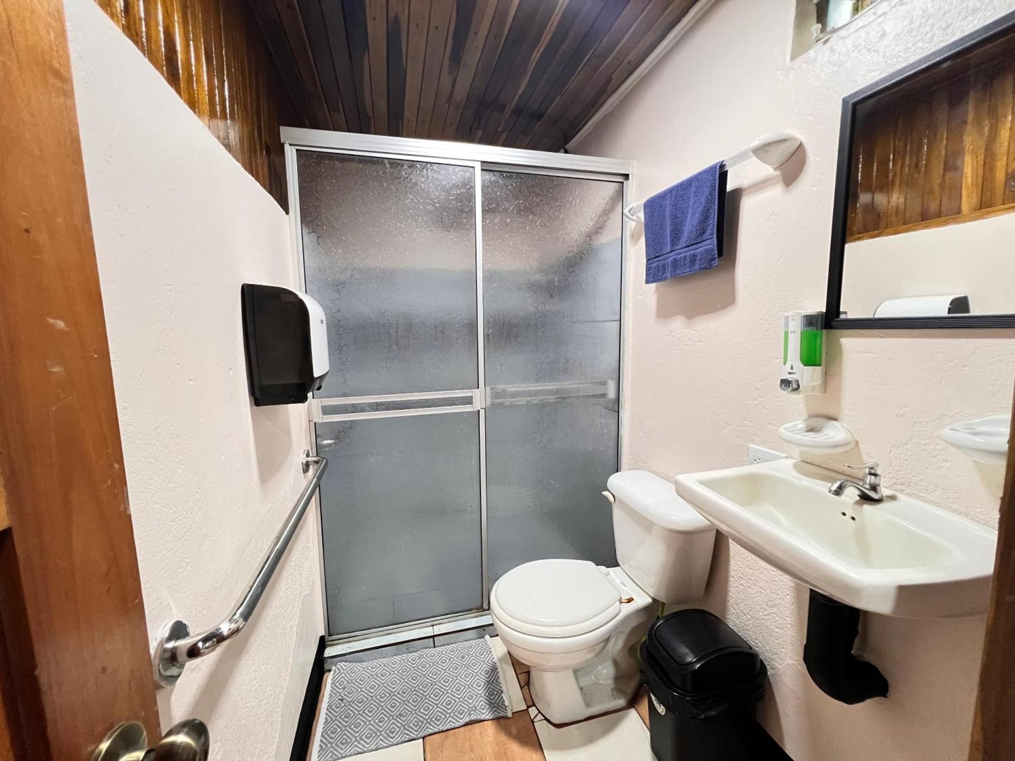 Rio Danta Hostel La Fortuna 외부 사진